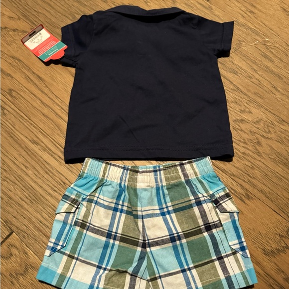 Carter’s 2pc boys shorts set size 3M - Picture 4 of 5